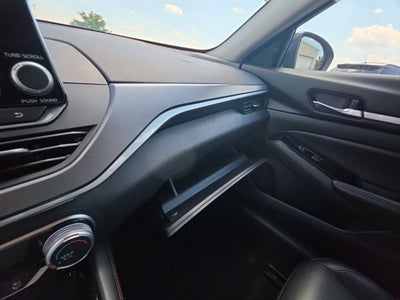 2025 Nissan Altima 2.5 SR