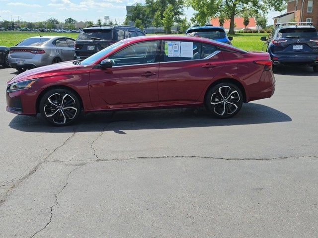 2025 Nissan Altima 2.5 SR