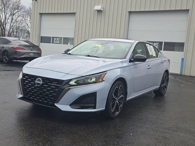 2025 Nissan Altima 2.5 SR