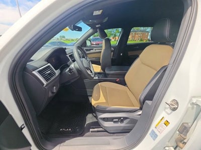 2022 Volkswagen Atlas Cross Sport 2.0T SE