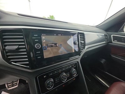 2023 Volkswagen Atlas Cross Sport 3.6L V6 SEL Premium R-Line
