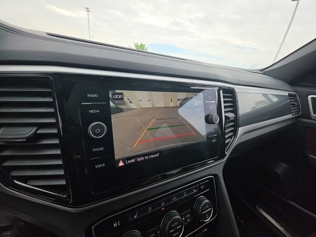 2023 Volkswagen Atlas Cross Sport 3.6L V6 SEL Premium R-Line