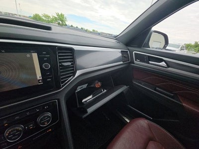 2023 Volkswagen Atlas Cross Sport 3.6L V6 SEL Premium R-Line