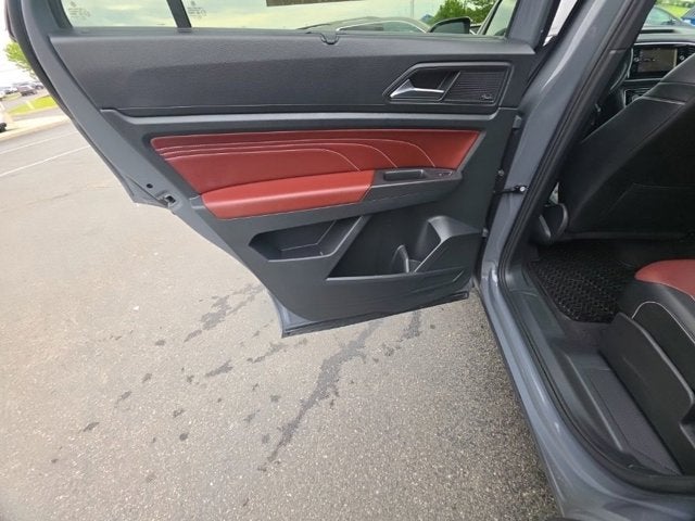 2023 Volkswagen Atlas Cross Sport 3.6L V6 SEL Premium R-Line