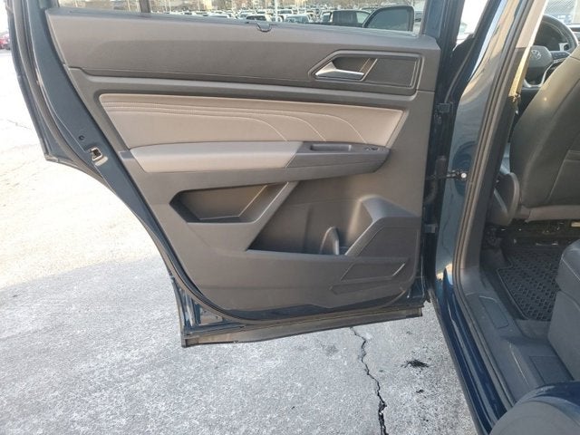 2022 Volkswagen Atlas 3.6L V6 SE w/Technology