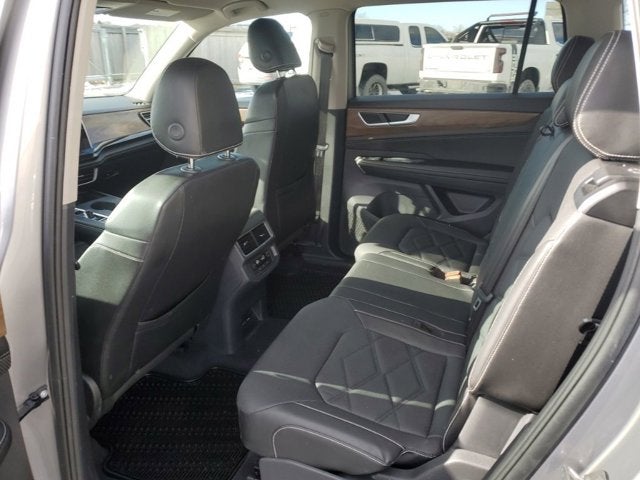 2024 Volkswagen Atlas 2.0T SE