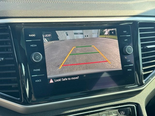 2022 Volkswagen Atlas Cross Sport 2.0T SEL R-Line