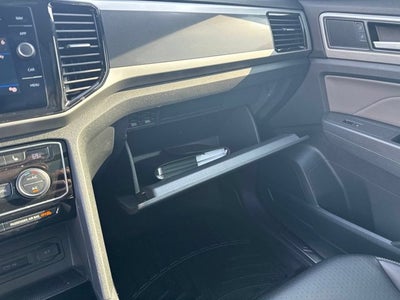 2022 Volkswagen Atlas Cross Sport 2.0T SEL R-Line