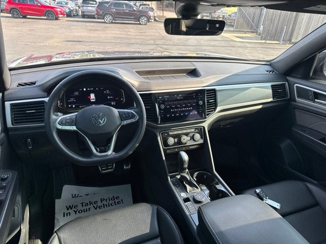2022 Volkswagen Atlas Cross Sport 2.0T SEL R-Line