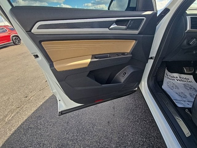 2022 Volkswagen Atlas Cross Sport 3.6L V6 SEL R-Line