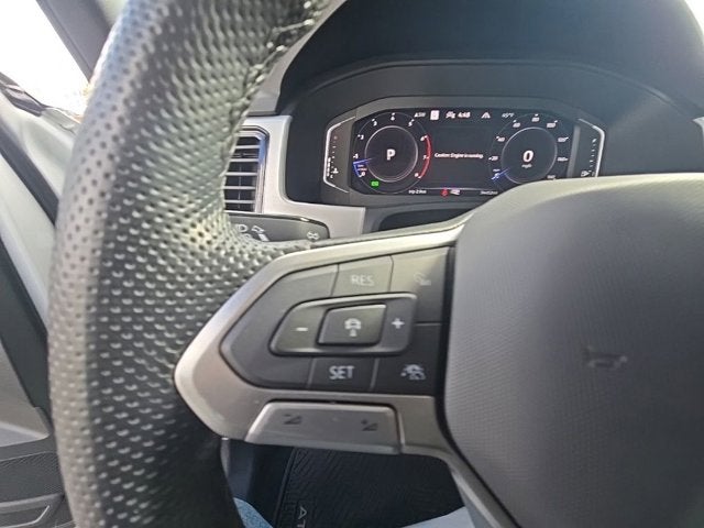 2022 Volkswagen Atlas Cross Sport 3.6L V6 SEL R-Line