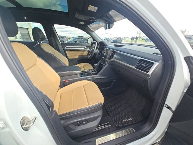 2022 Volkswagen Atlas Cross Sport 3.6L V6 SEL R-Line