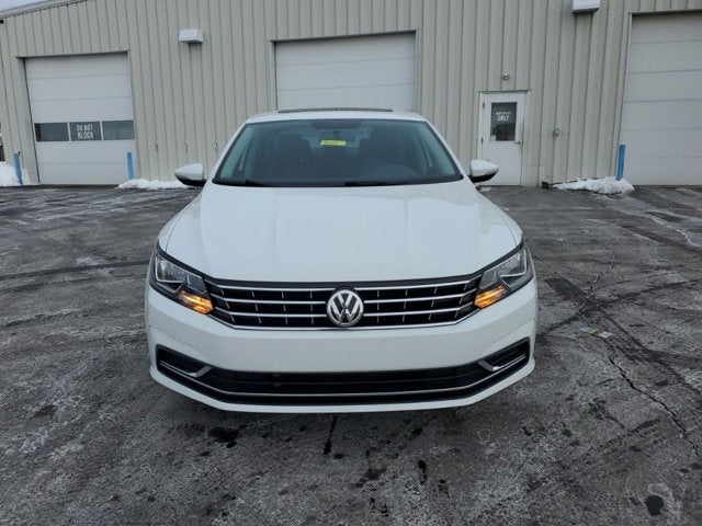 2017 Volkswagen Passat 1.8T SE
