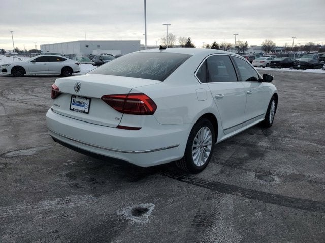 2017 Volkswagen Passat 1.8T SE