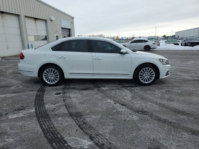 2017 Volkswagen Passat 1.8T SE