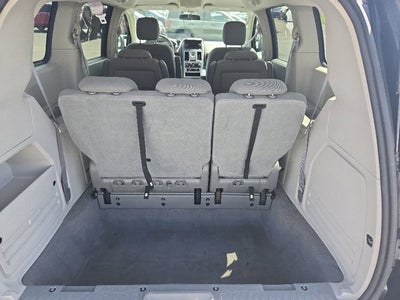2010 Chrysler Town & Country LX