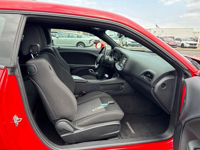 2016 Dodge Challenger SXT