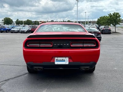 2016 Dodge Challenger SXT