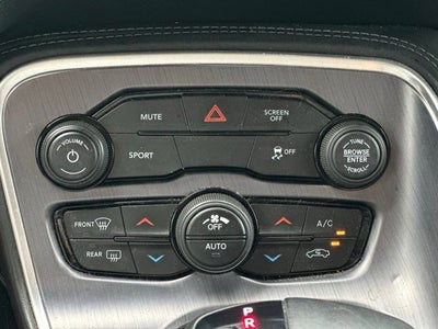 2017 Dodge Challenger SXT