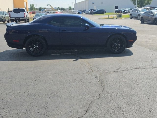 2017 Dodge Challenger SXT