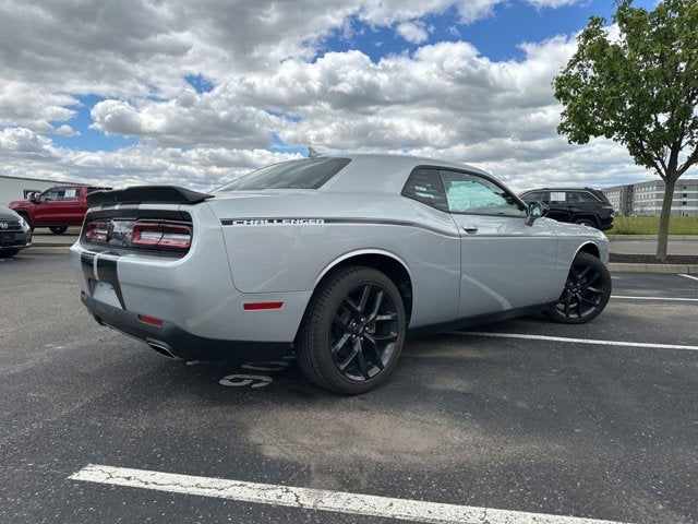 2021 Dodge Challenger SXT
