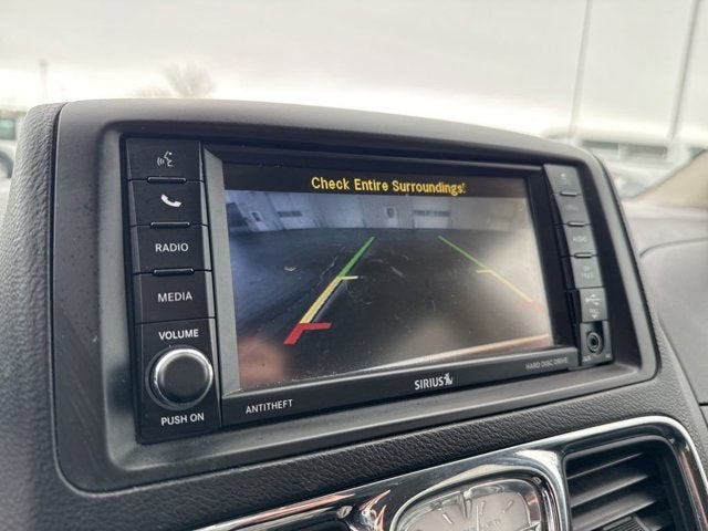 2016 Chrysler Town & Country Touring