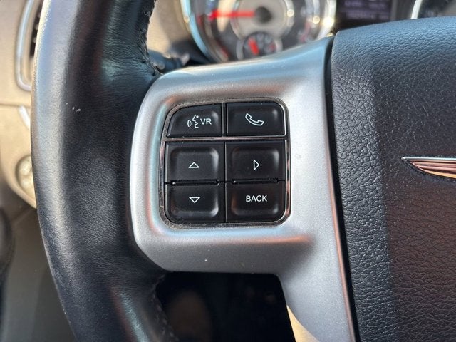 2016 Chrysler Town & Country Touring