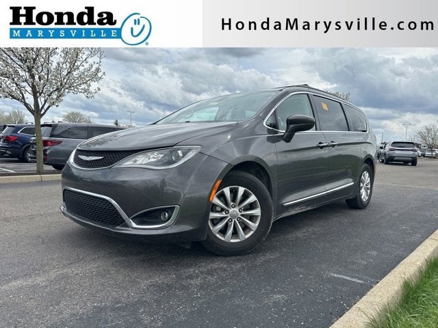 2017 Chrysler Pacifica Touring L