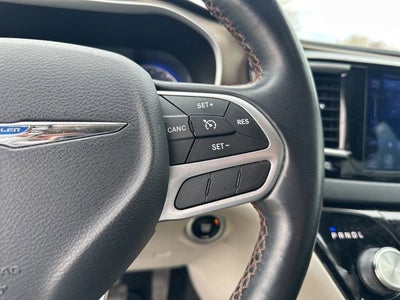 2017 Chrysler Pacifica Touring L