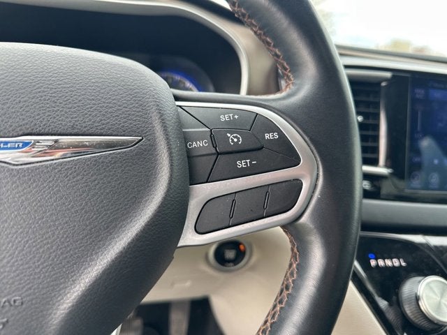 2017 Chrysler Pacifica Touring L