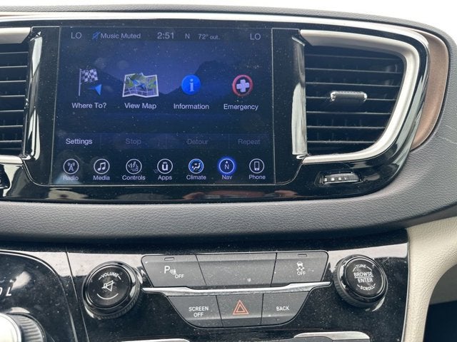 2017 Chrysler Pacifica Touring L