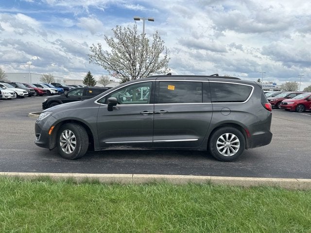 2017 Chrysler Pacifica Touring L
