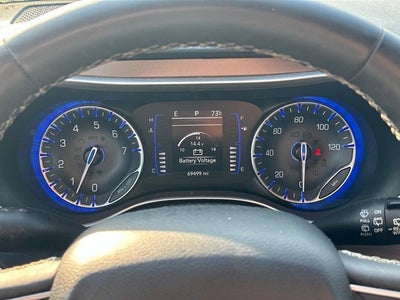 2023 Chrysler Voyager LX