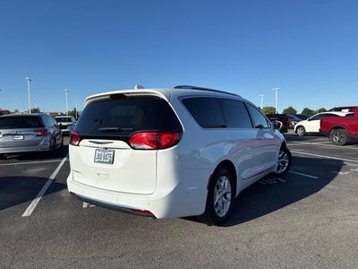 2020 Chrysler Pacifica Touring L Plus