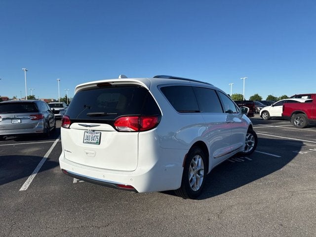 2020 Chrysler Pacifica Touring L Plus