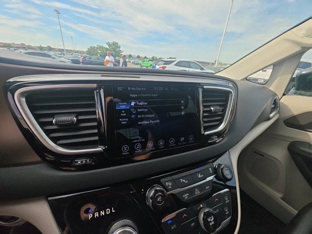 2017 Chrysler Pacifica Touring L Plus