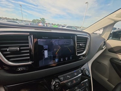 2017 Chrysler Pacifica Touring L Plus