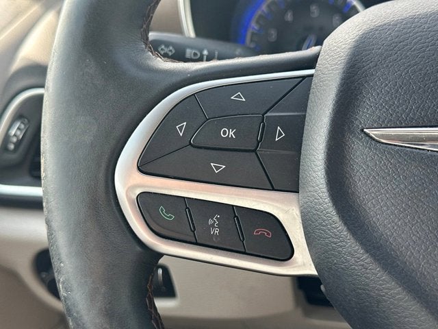 2017 Chrysler Pacifica Touring L Plus