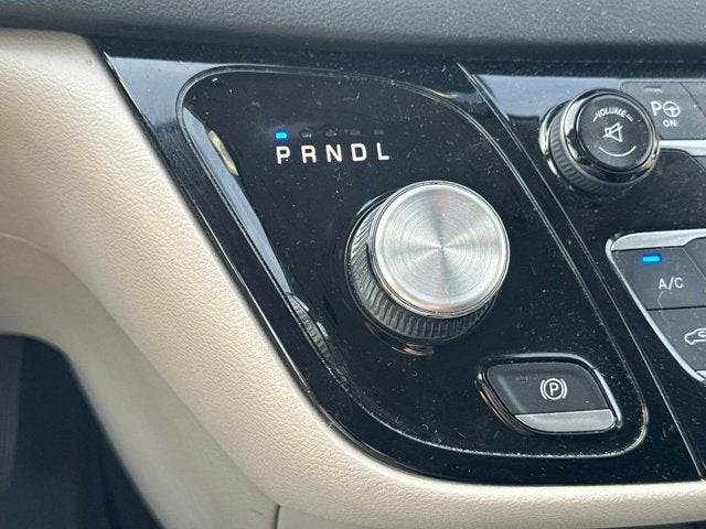 2017 Chrysler Pacifica Touring L Plus