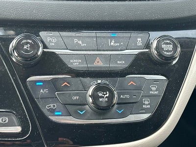 2017 Chrysler Pacifica Touring L Plus