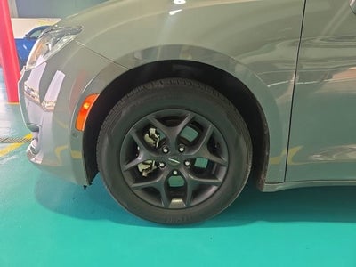 2020 Chrysler Pacifica Touring L Plus