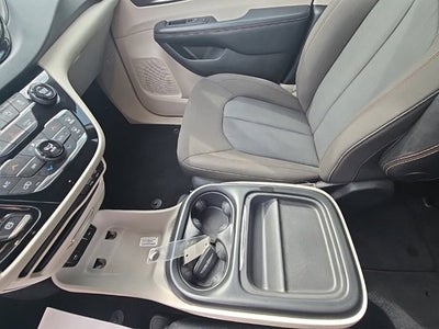 2020 Chrysler Pacifica Touring