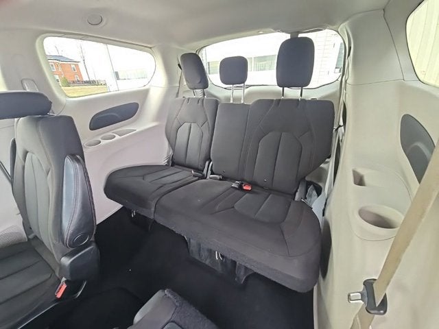 2020 Chrysler Pacifica Touring