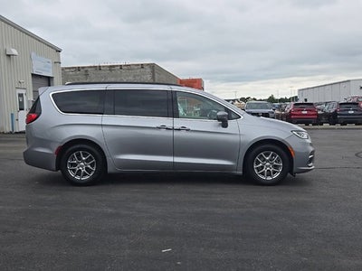 2021 Chrysler Pacifica Touring
