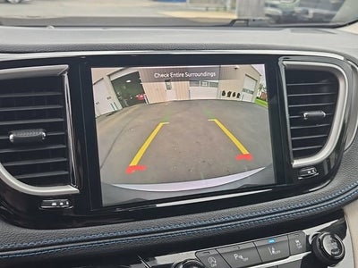 2021 Chrysler Pacifica Touring