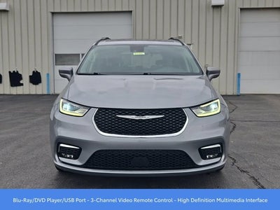 2021 Chrysler Pacifica Touring