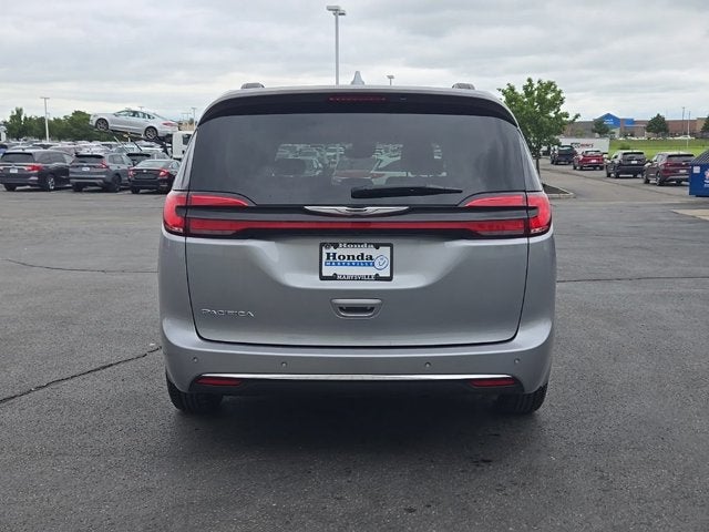 2021 Chrysler Pacifica Touring