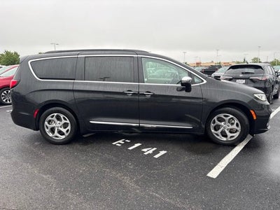 2023 Chrysler Pacifica Limited