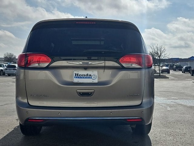 2017 Chrysler Pacifica Limited