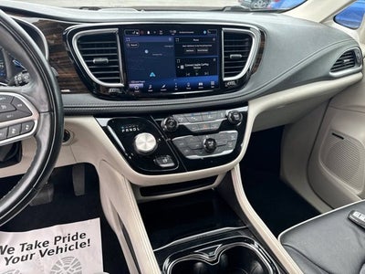 2022 Chrysler Pacifica Hybrid Limited